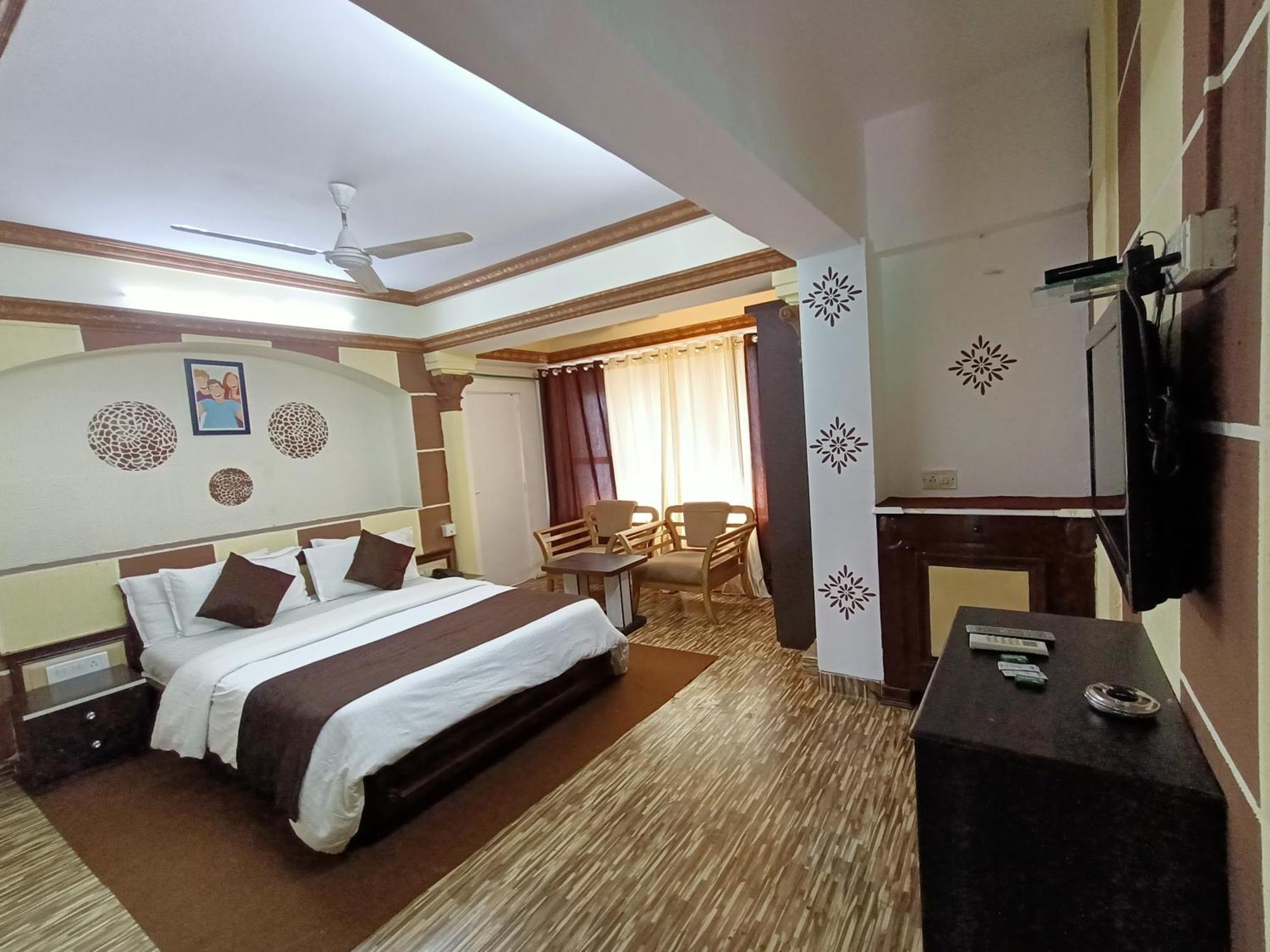 Kalpataru Hometel Mumbai Ngoại thất bức ảnh