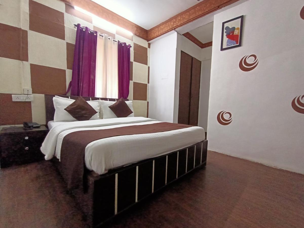 Kalpataru Hometel Mumbai Ngoại thất bức ảnh