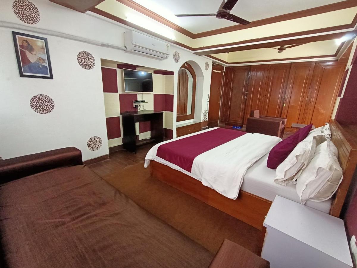 Kalpataru Hometel Mumbai Ngoại thất bức ảnh